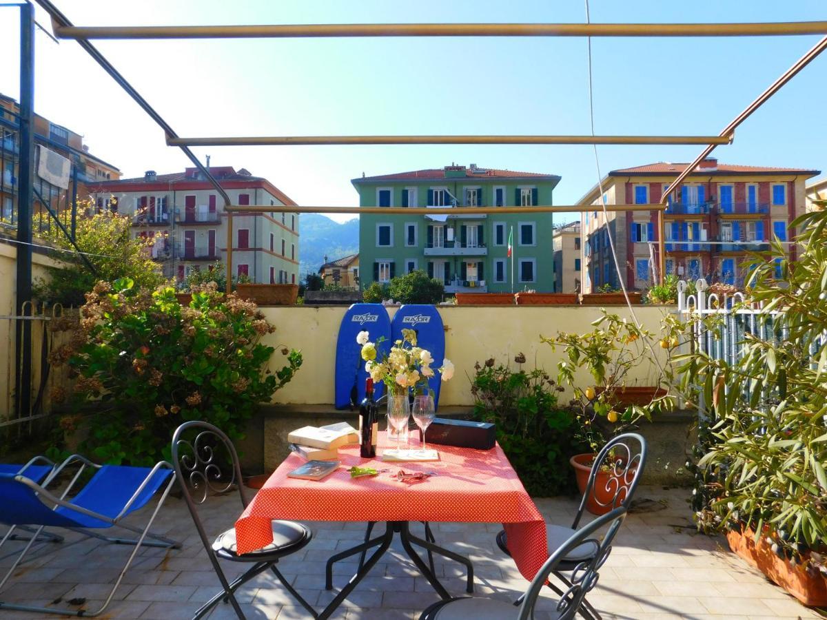 Bilocale Con Terrazza, 莱万托 外观 照片
